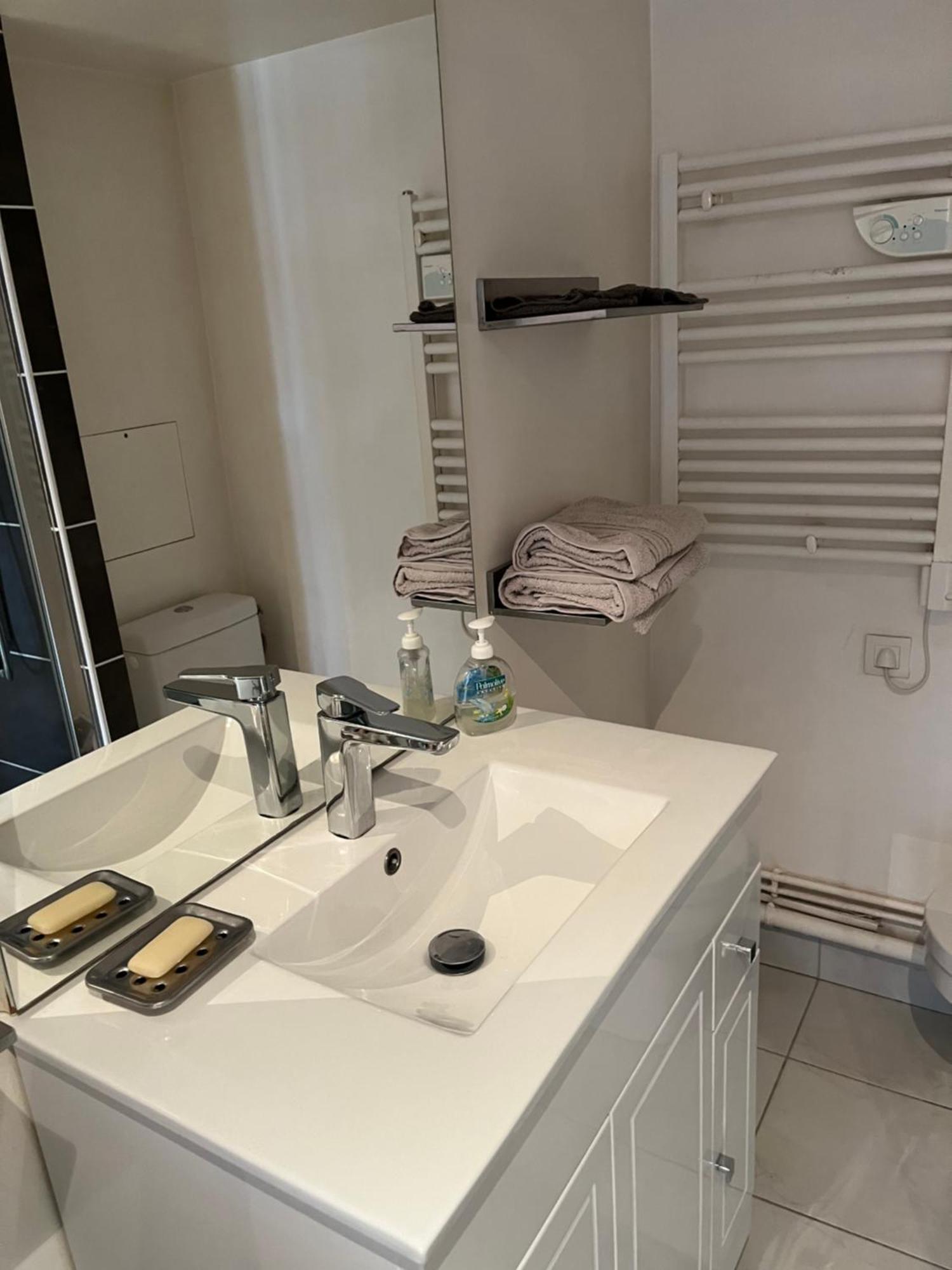 Bel Appartement Chic Et Cosy 78100 Saint-Germain-en-Laye Eksteriør billede