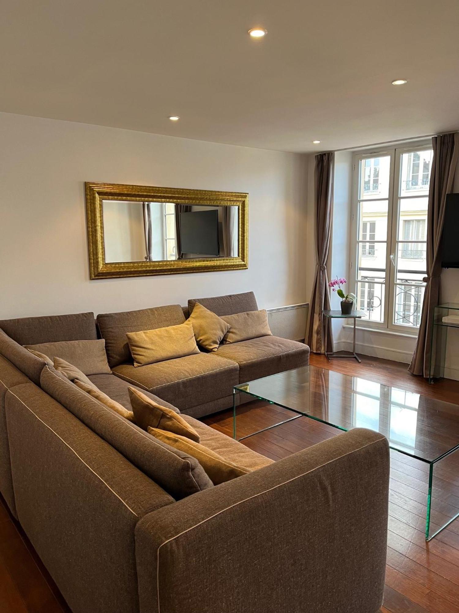 Bel Appartement Chic Et Cosy 78100 Saint-Germain-en-Laye Eksteriør billede
